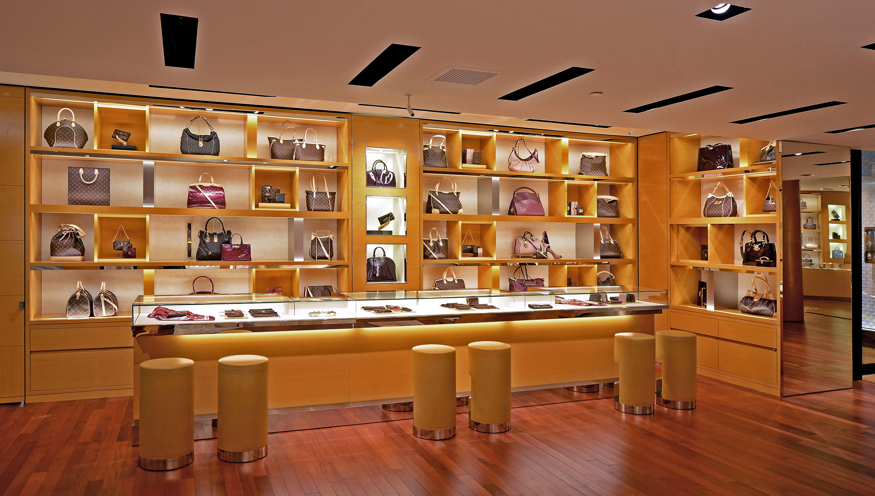 Louis Vuitton Canada Store  Natural Resource Department