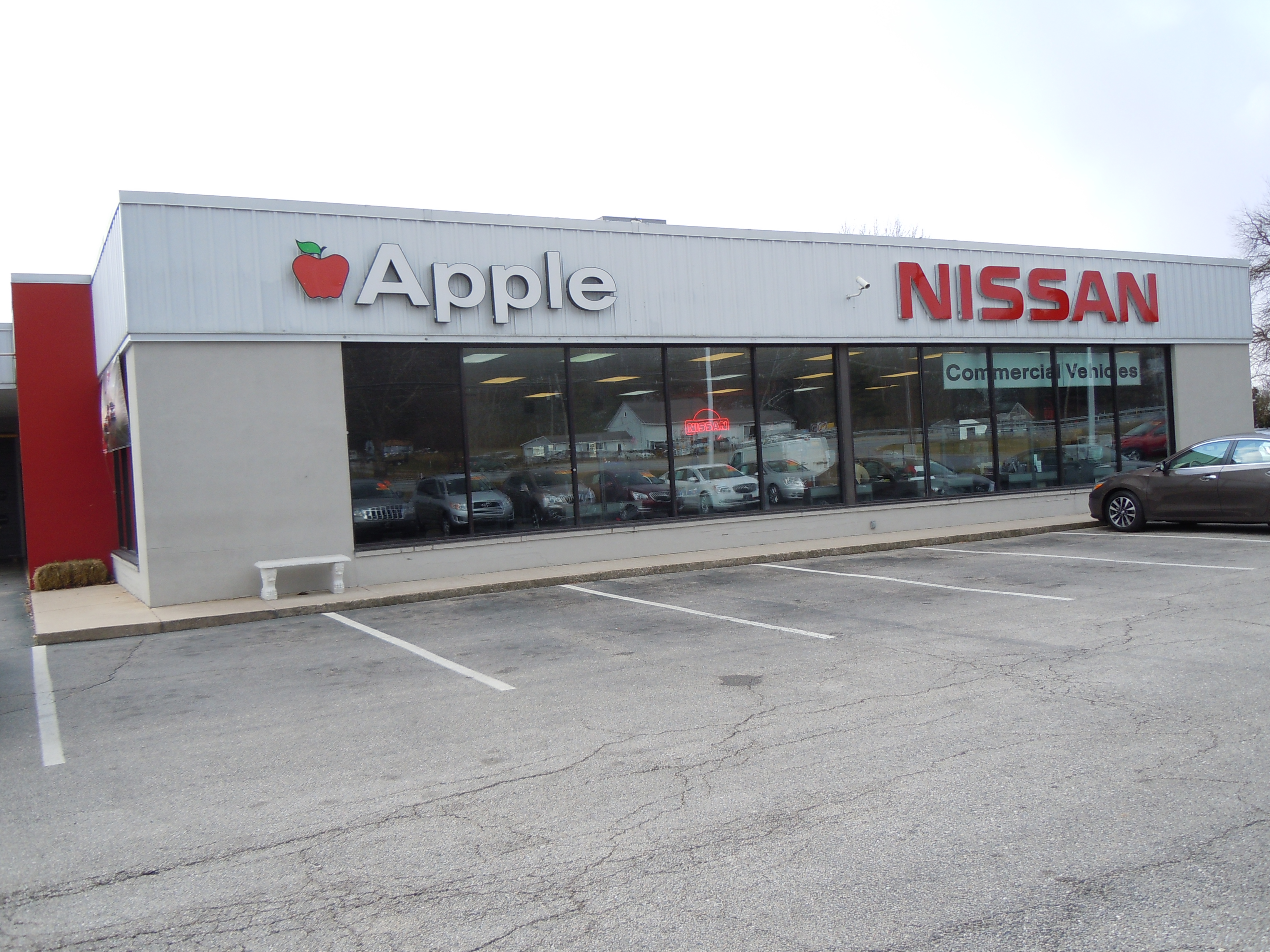 Apple Nissan York, PA