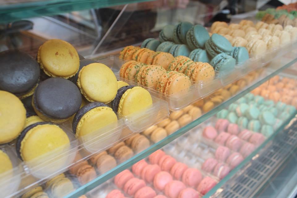 Le Macaron French Pastries Canton Photo