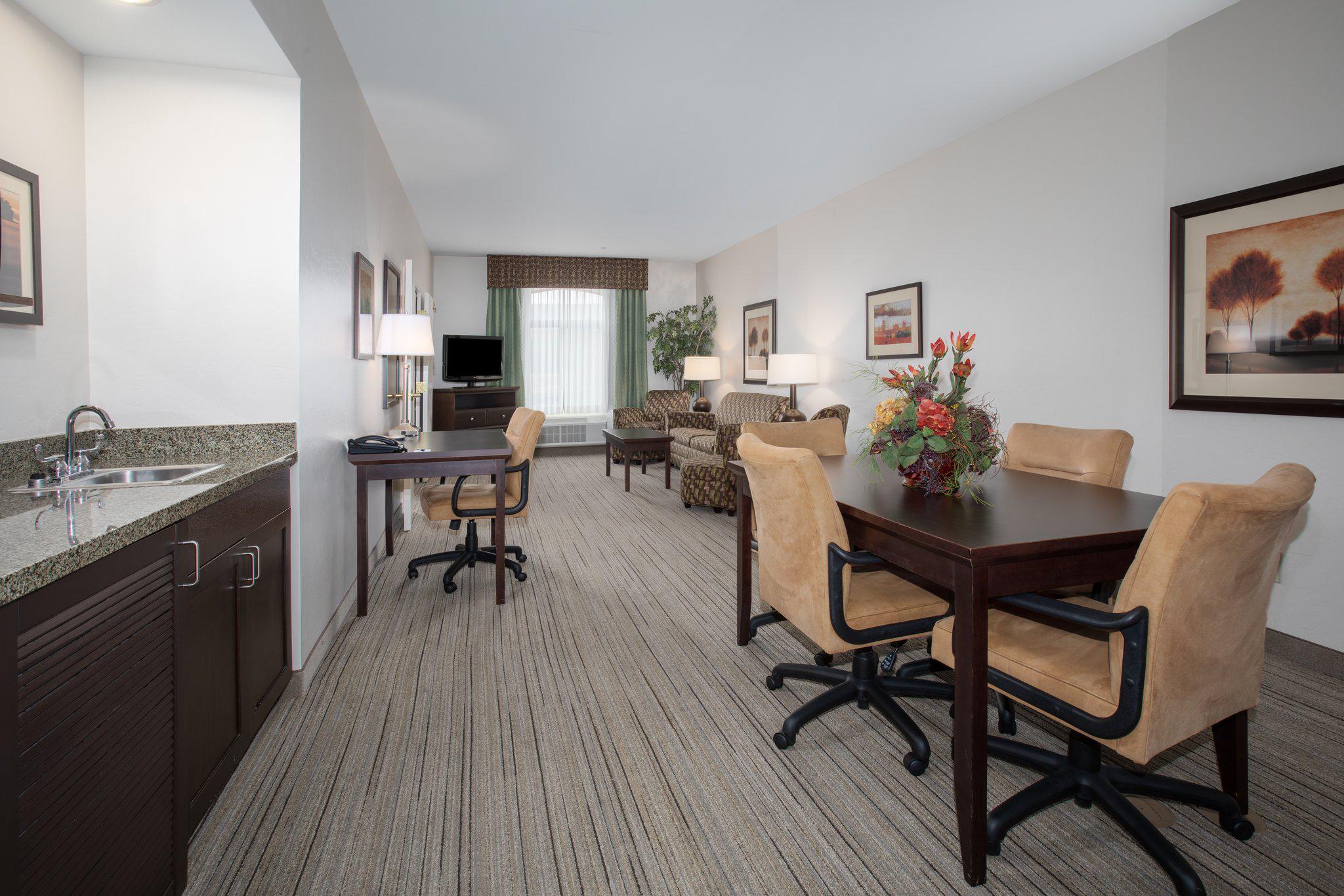 Holiday Inn Express & Suites Oro Valley-Tucson North by IHG Image