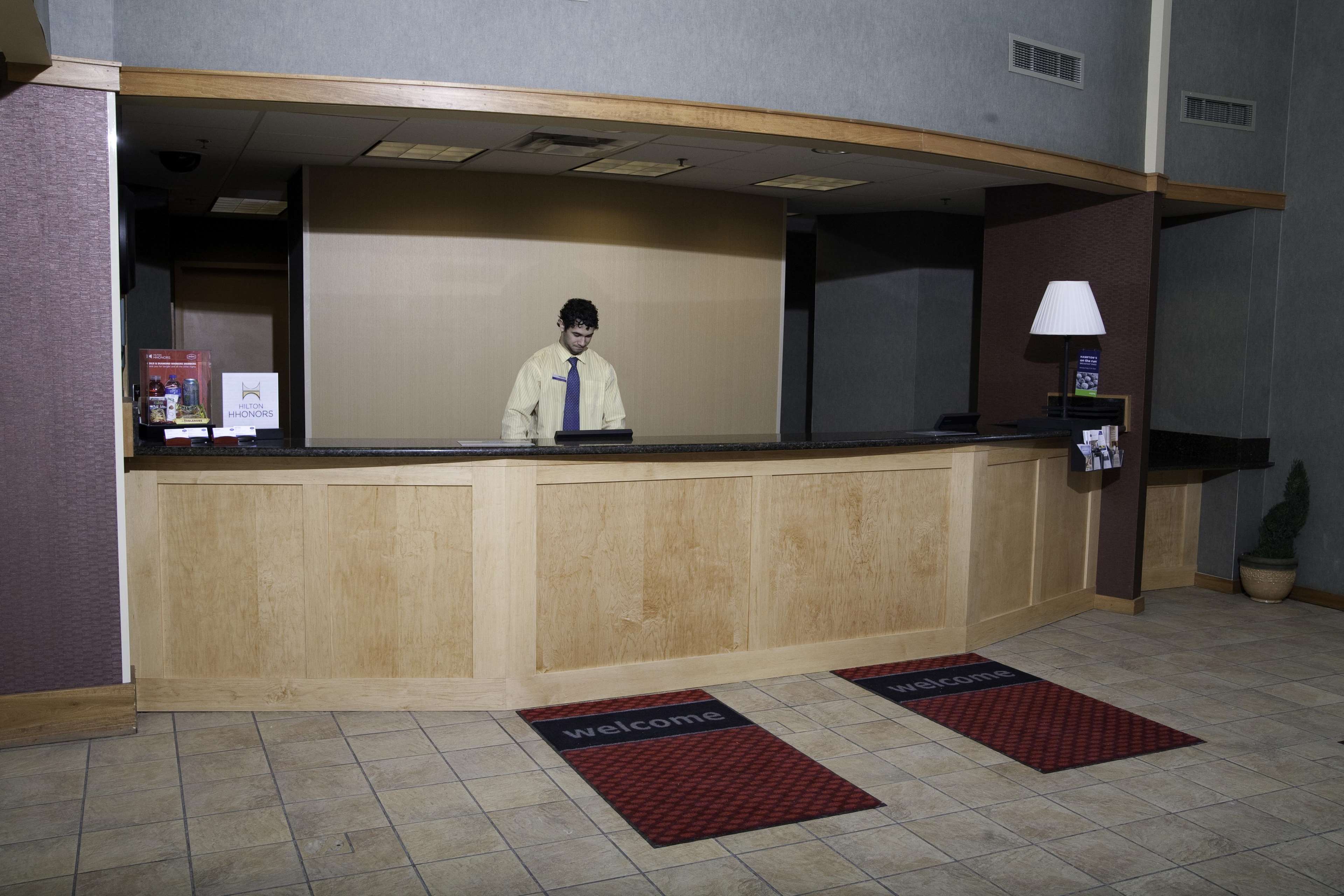 Hampton Inn & Suites Bemidji Photo