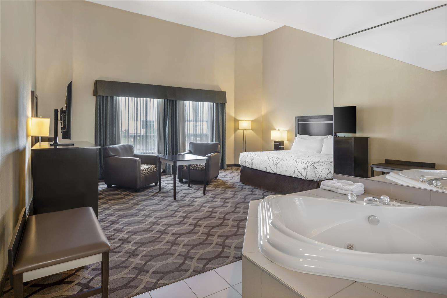 Best Western Plus Travel Hotel Toronto Airport