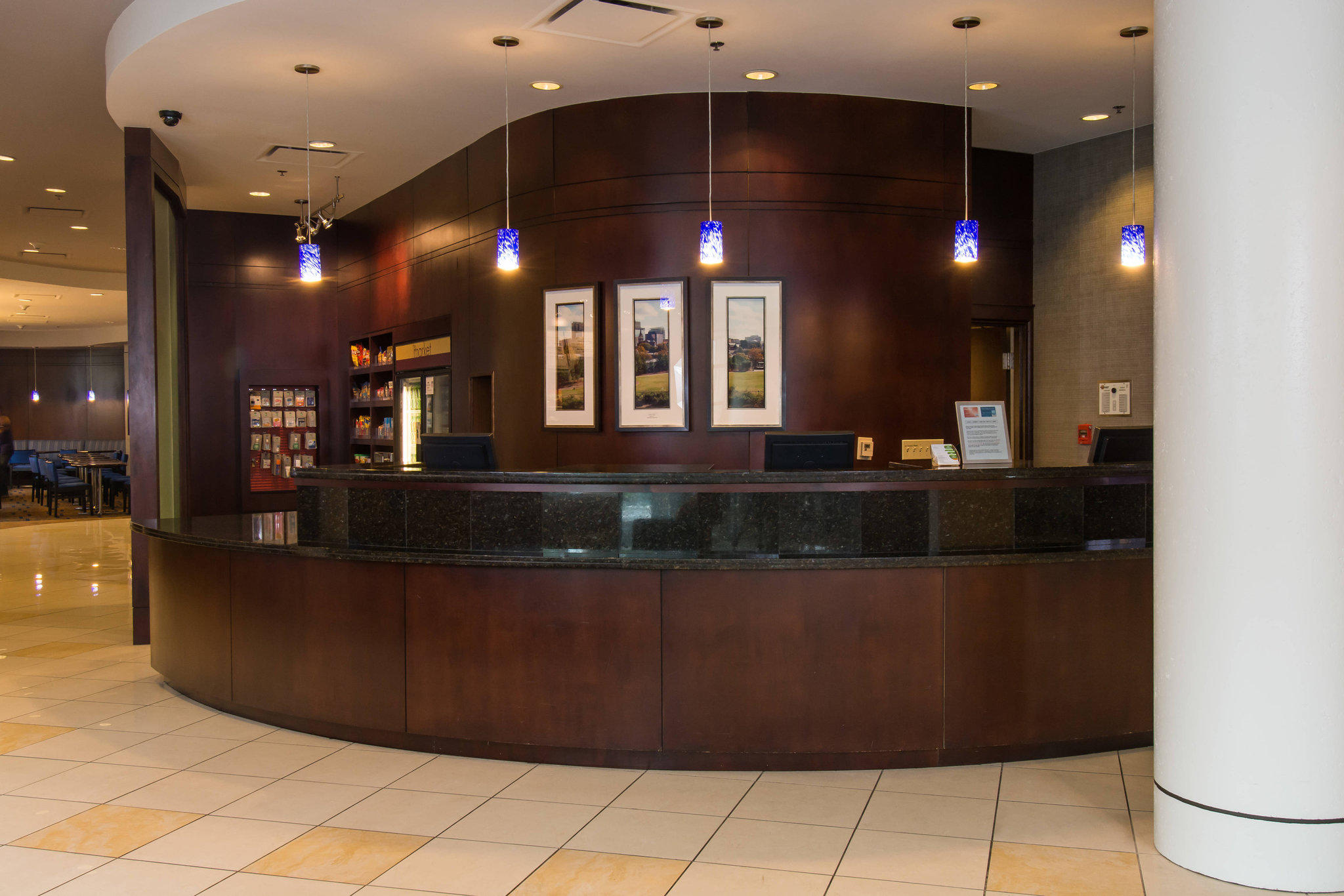 Courtyard by Marriott Columbia Downtown at USC Photo