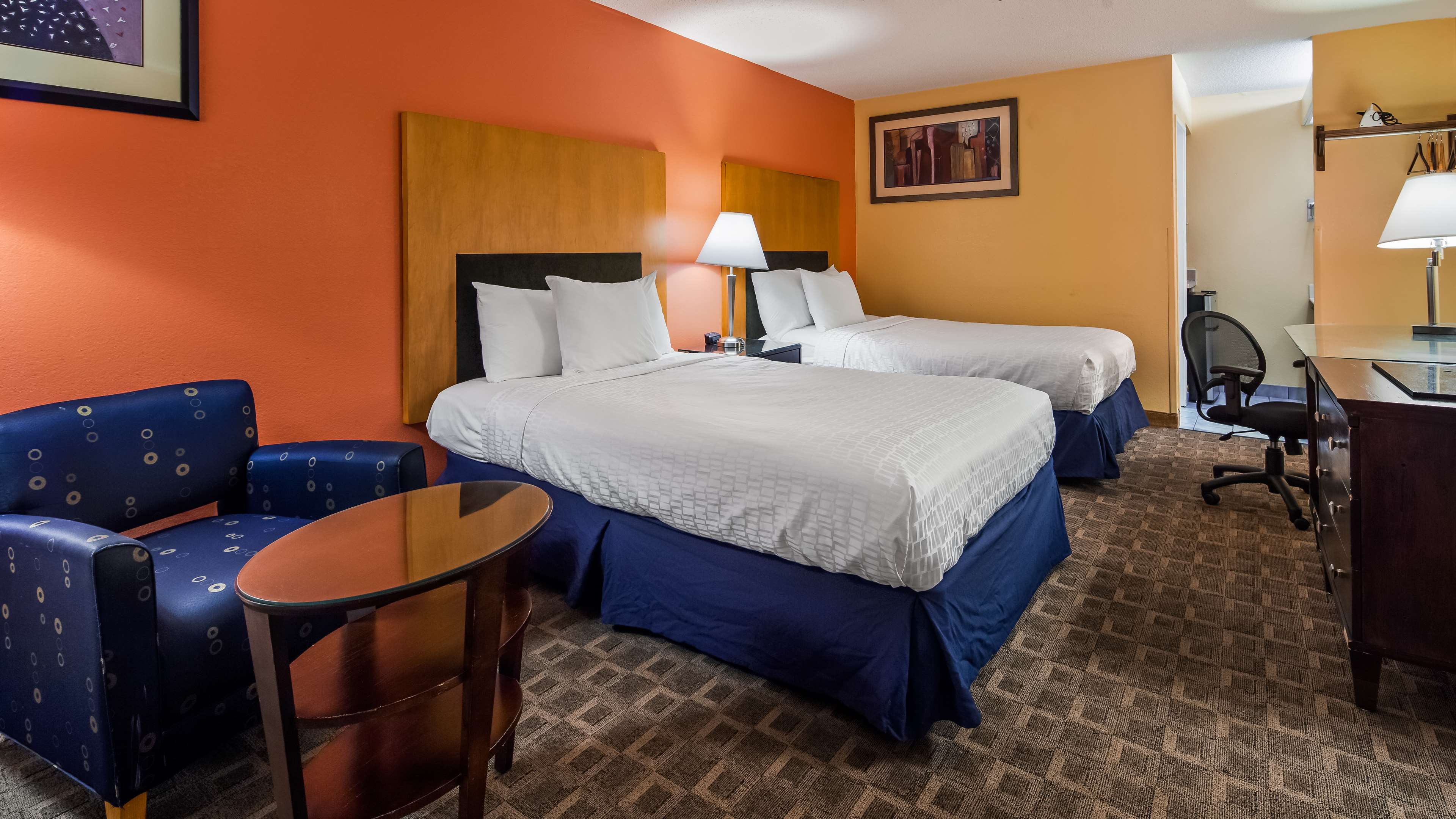 SureStay Plus Hotel by Best Western Fayetteville Photo