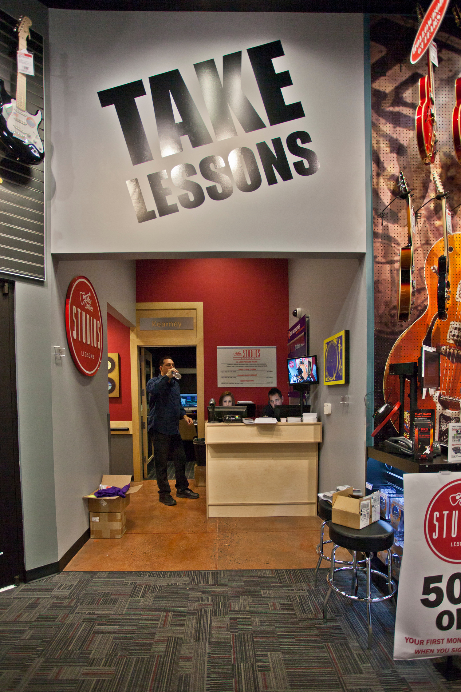 Guitar Center Lessons Photo