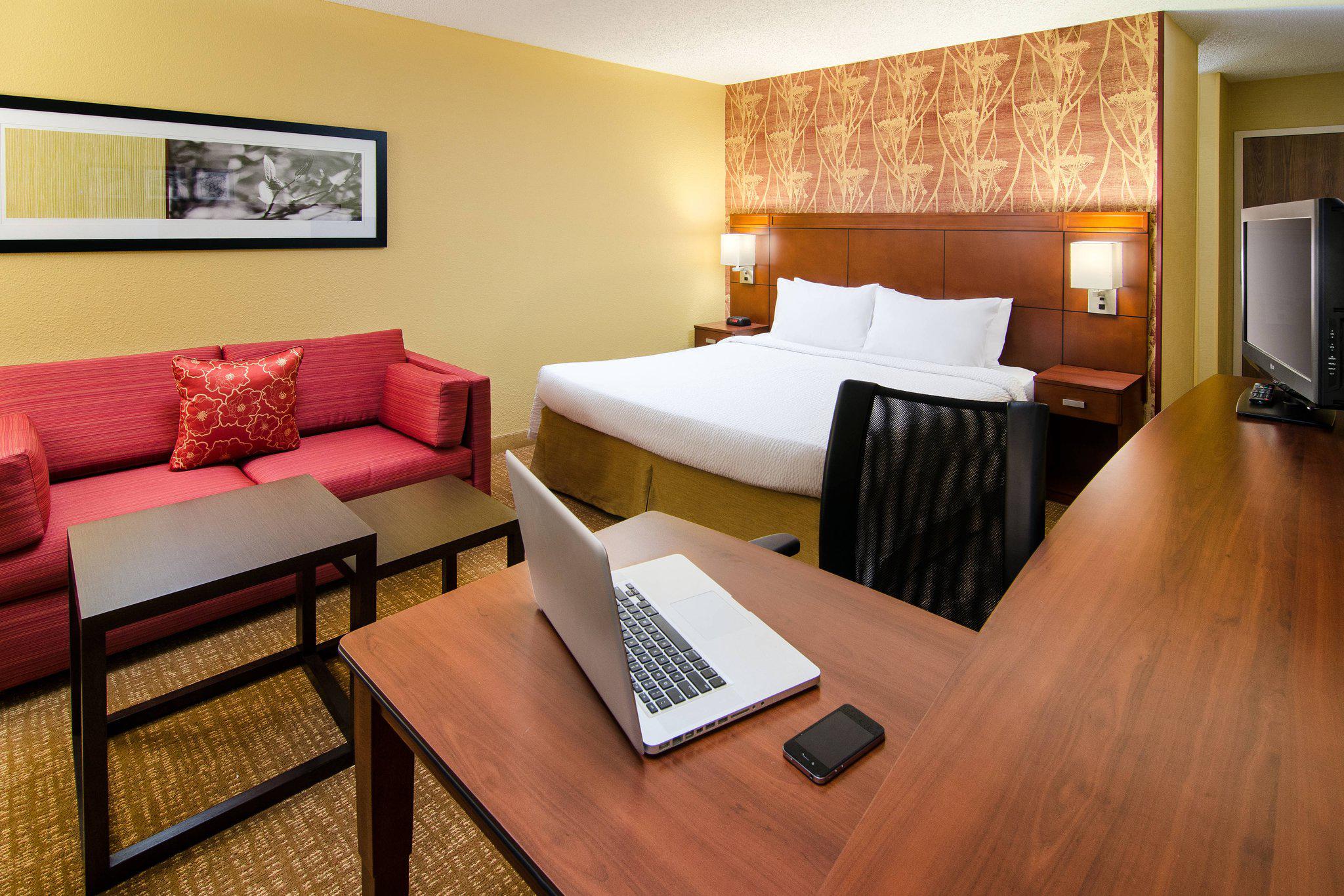 Courtyard by Marriott Spartanburg Photo