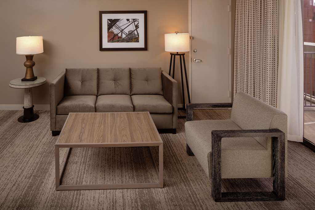 Hilton Birmingham Downtown at UAB Image