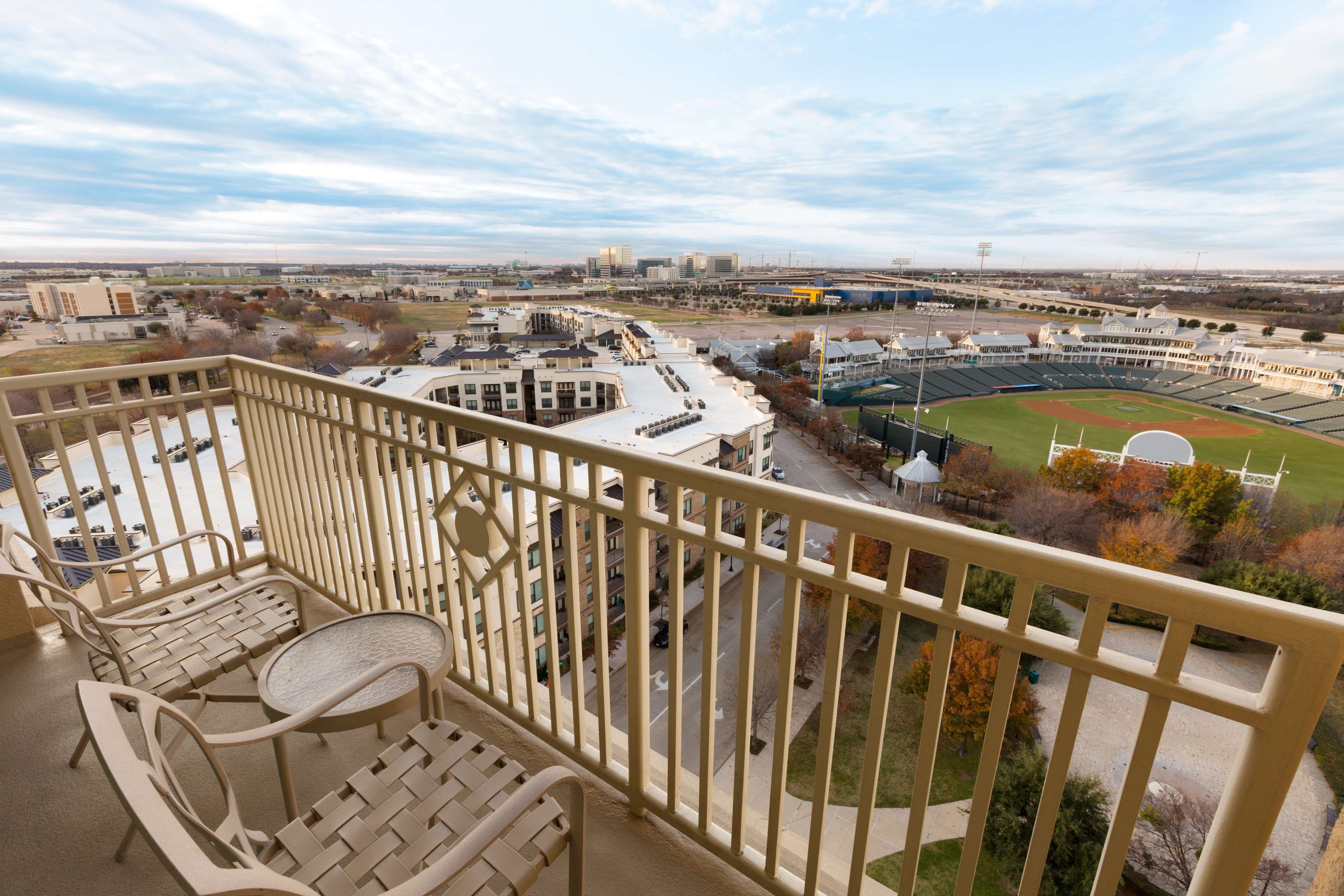 Embassy Suites by Hilton Dallas Frisco Hotel Convention Center & Spa Photo