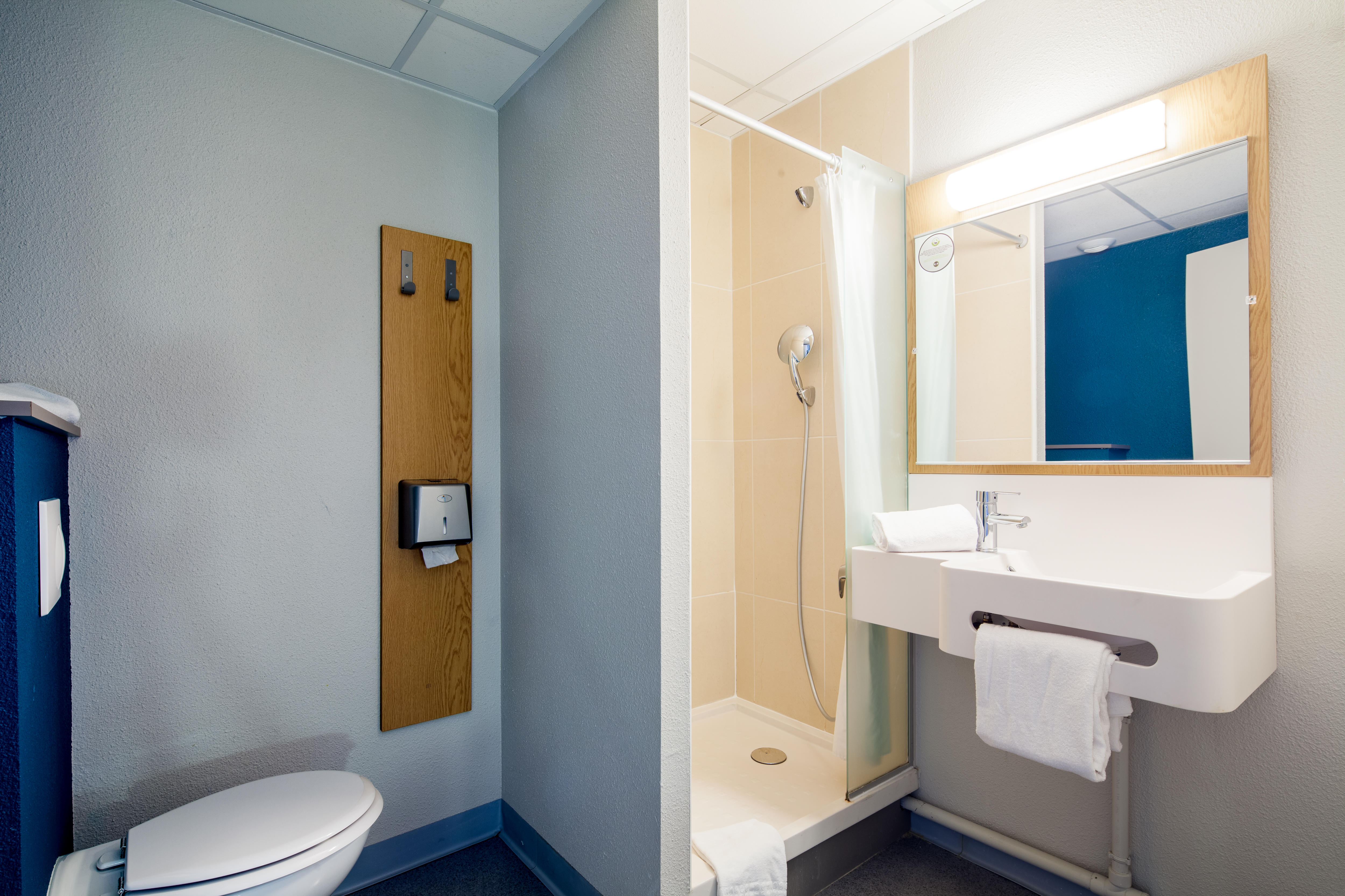 B&B HOTEL, VILLENEUVE-D'ASCQ - Hôtels Lille