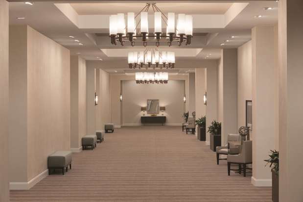 Images Embassy Suites by Hilton Oklahoma City Downtown Medical Center