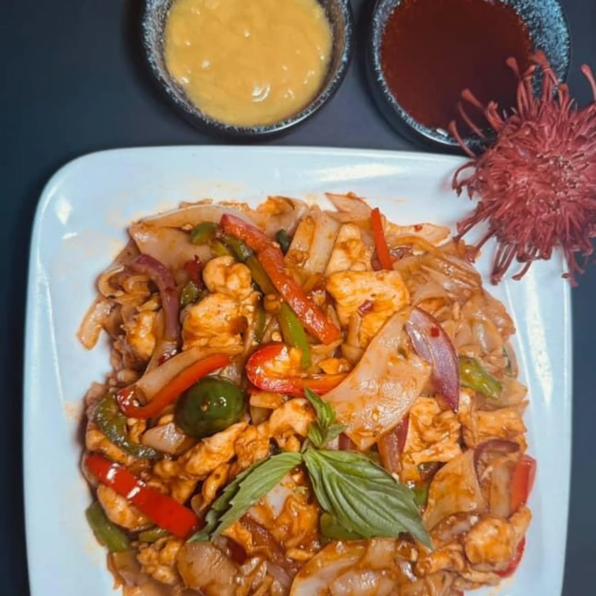 Drunken Noodle Chicken