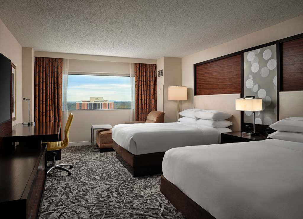 Hilton Atlanta Airport Image