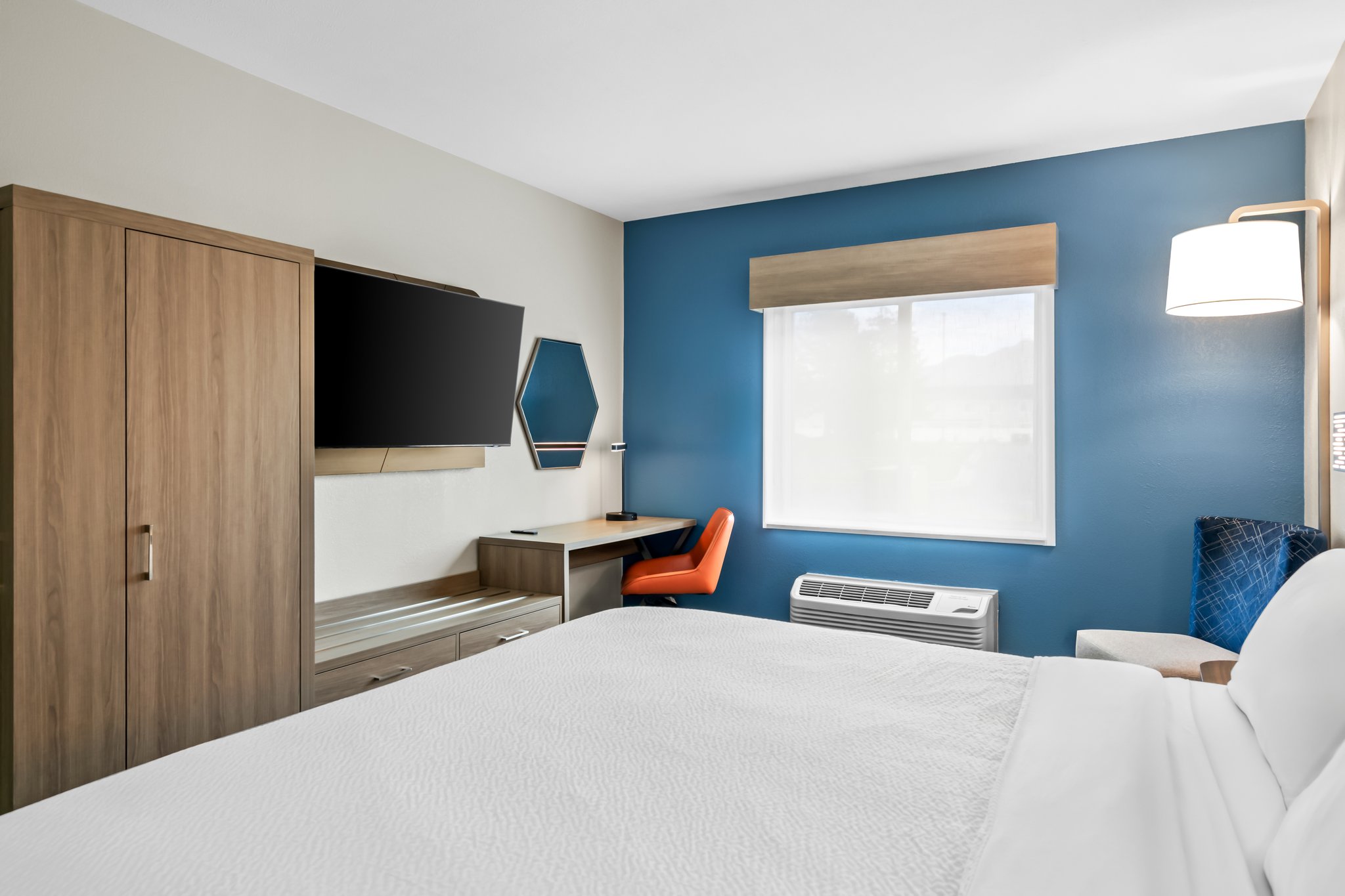 Holiday Inn Express & Suites Ogden by IHG Image
