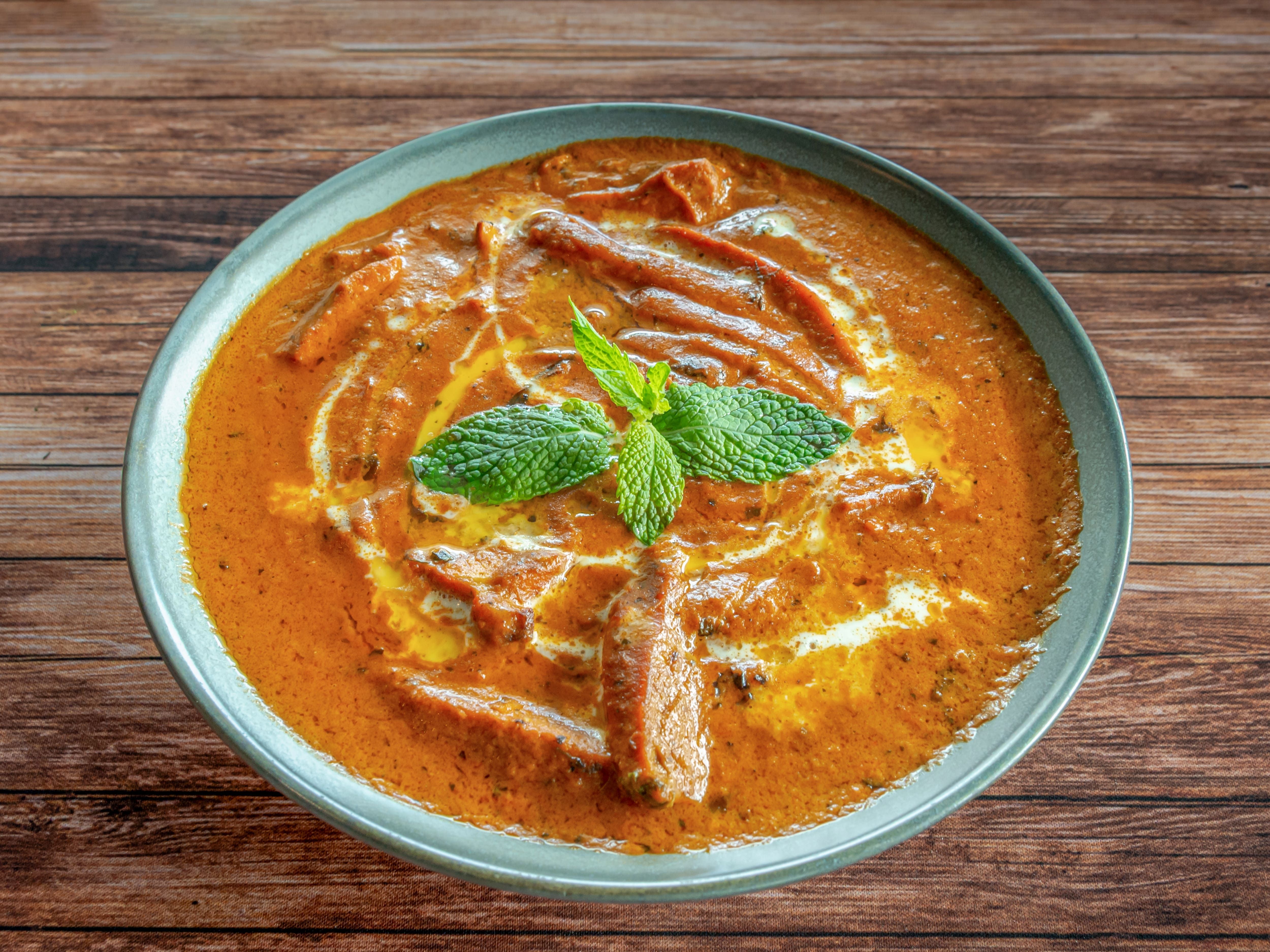 BUTTER CHICKEN