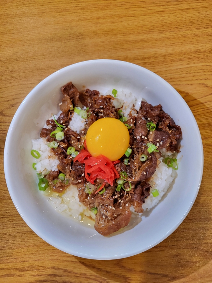 Tsukimi Gyudon