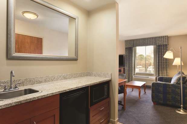Images Hampton Inn & Suites Mystic