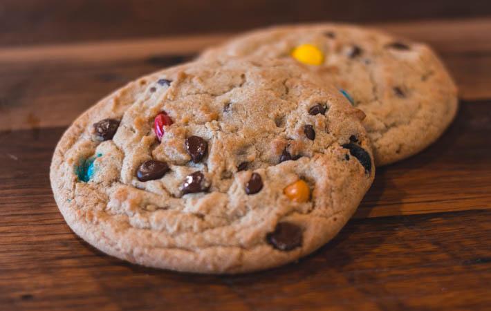 DOZEN COOKIES