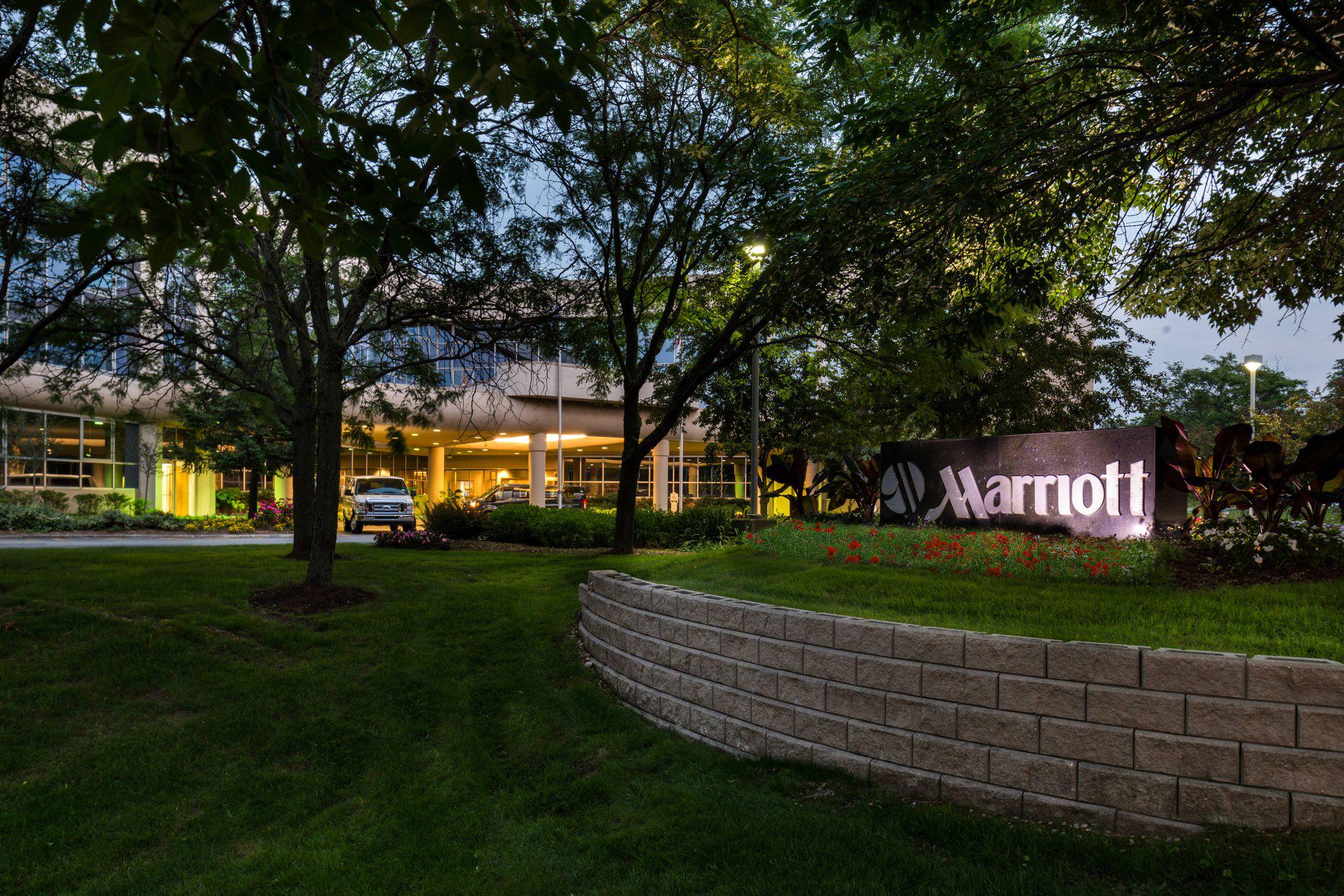 Marriott Melville Long Island Photo