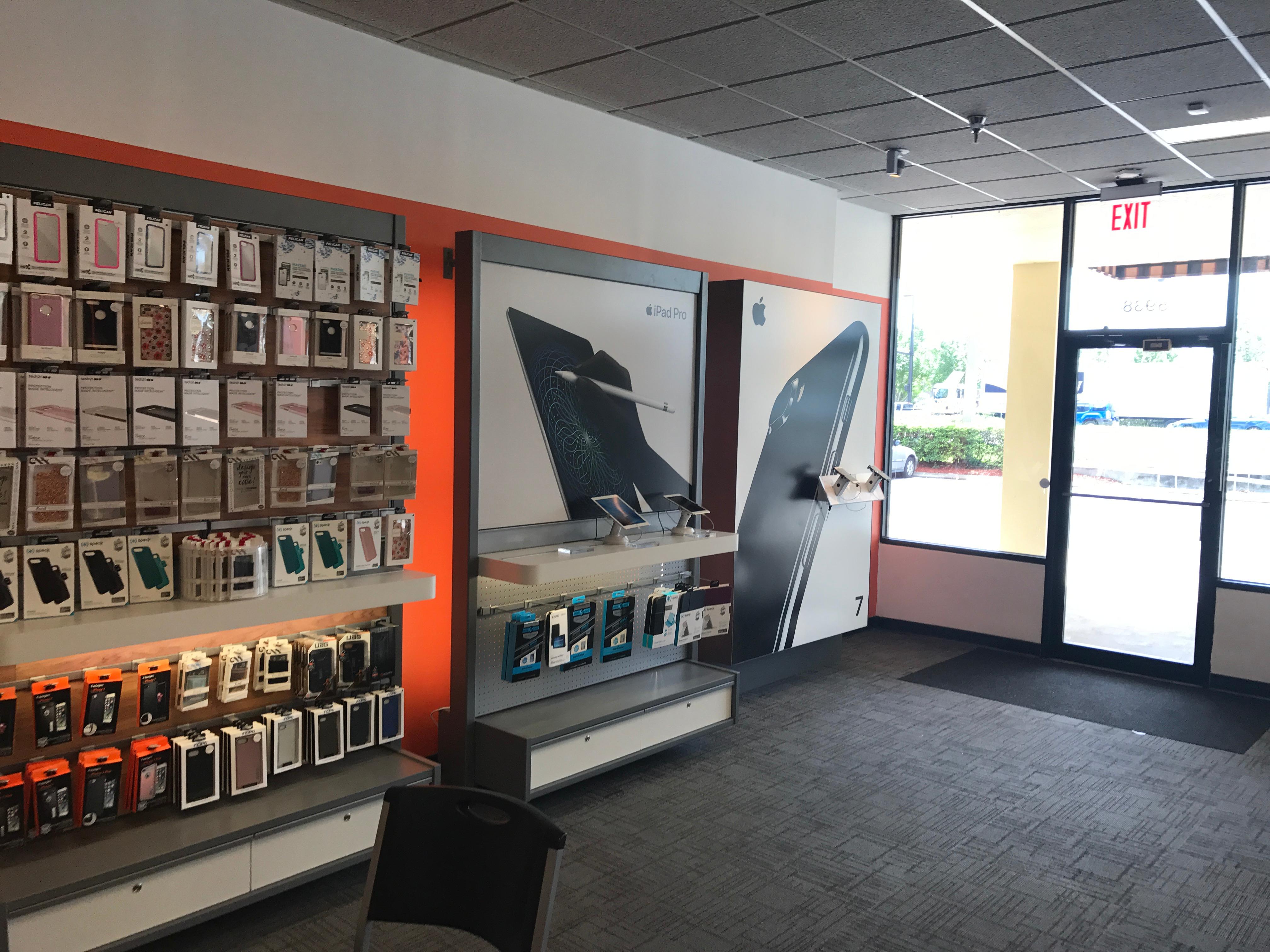 AT&T Store Photo