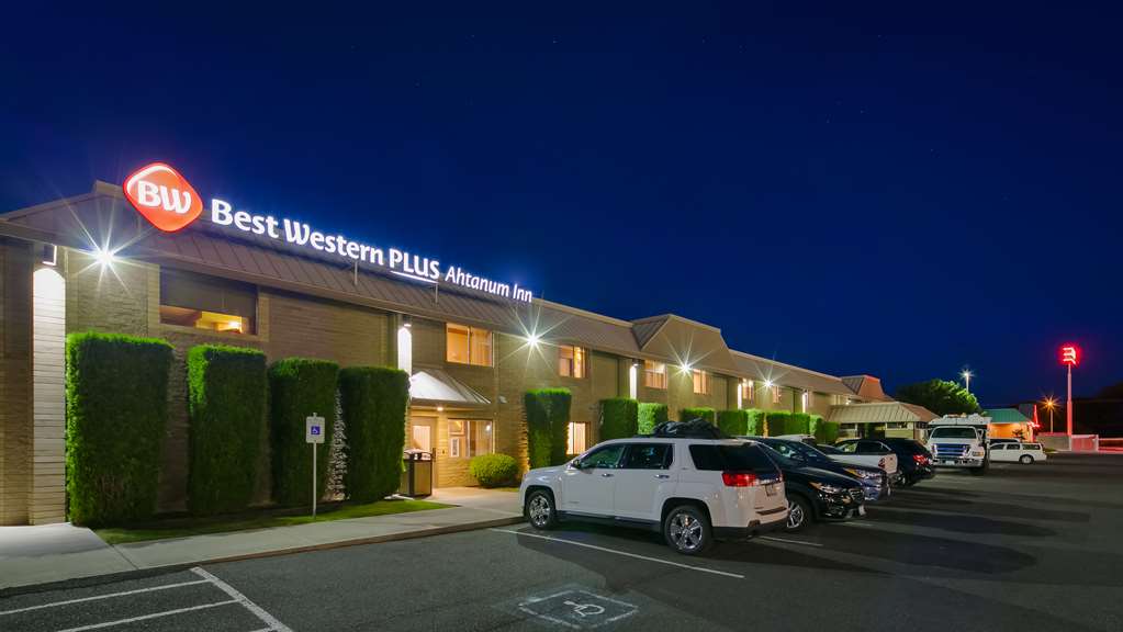 Best Western Plus Ahtanum Inn Image