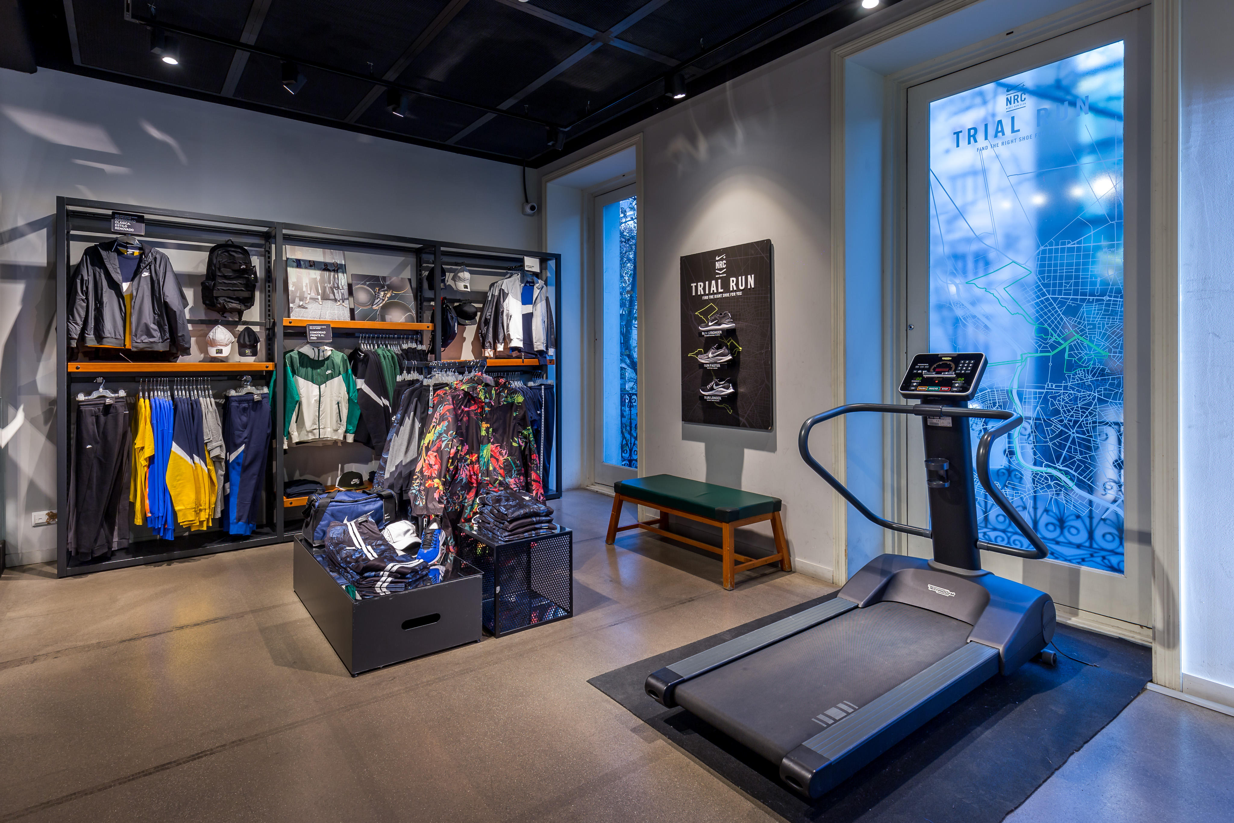 Images Nike Store Serrano