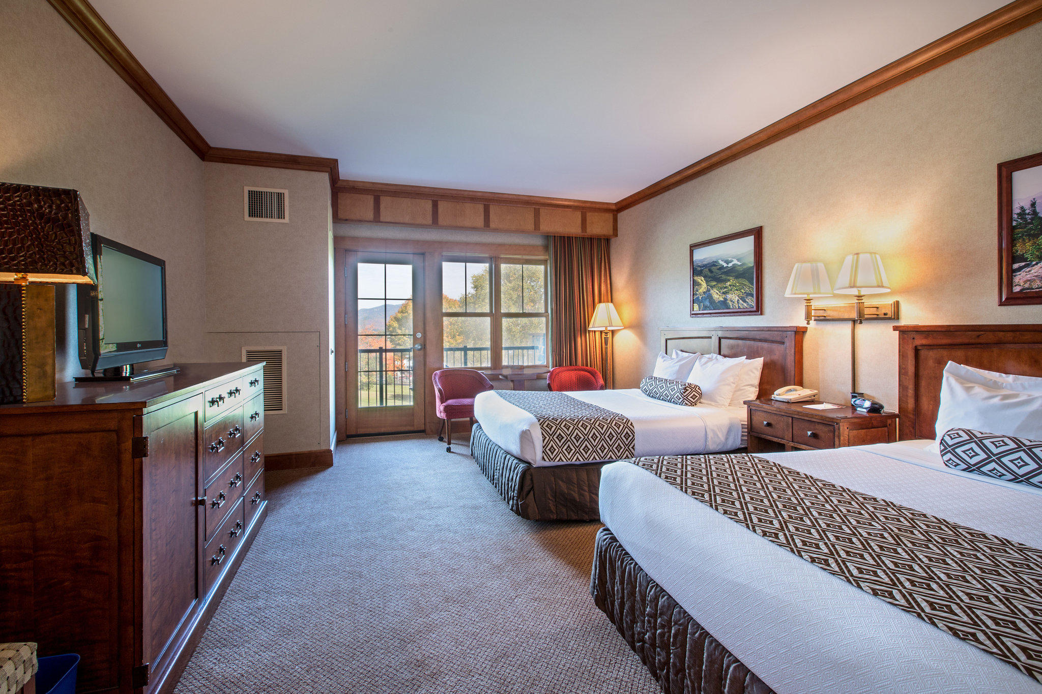 Crowne Plaza Lake Placid Photo