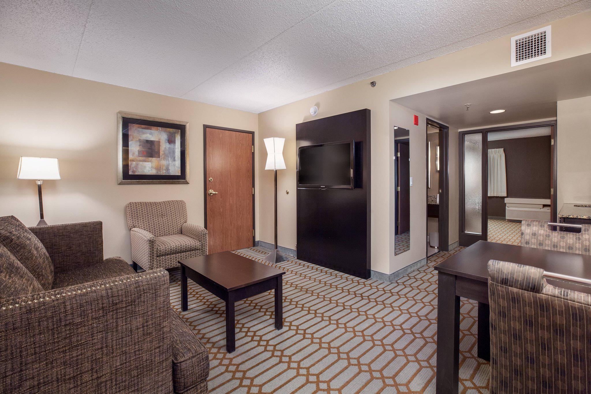 Delta Hotels by Marriott Fargo Photo