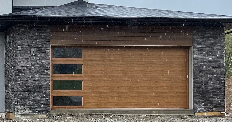 APR Garage Doors, LLC