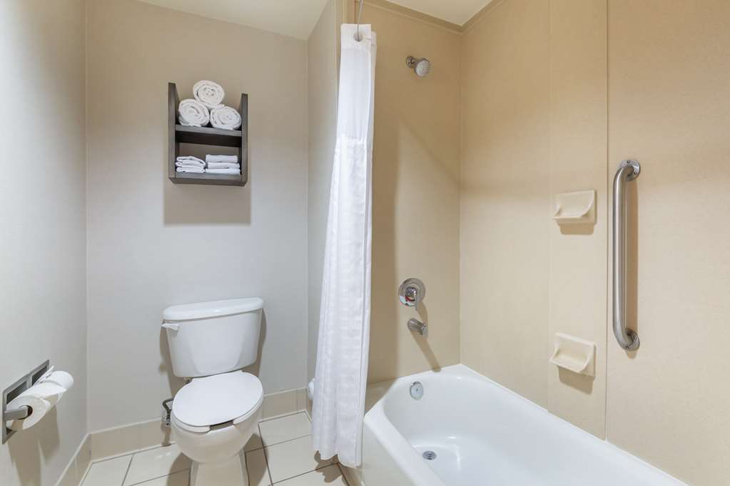 Best Western Plus Kendall Hotel & Suites Image