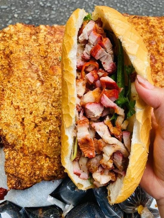 BM5. Roasted Pork Bánh Mi – Bánh Mĩ Heo Quay