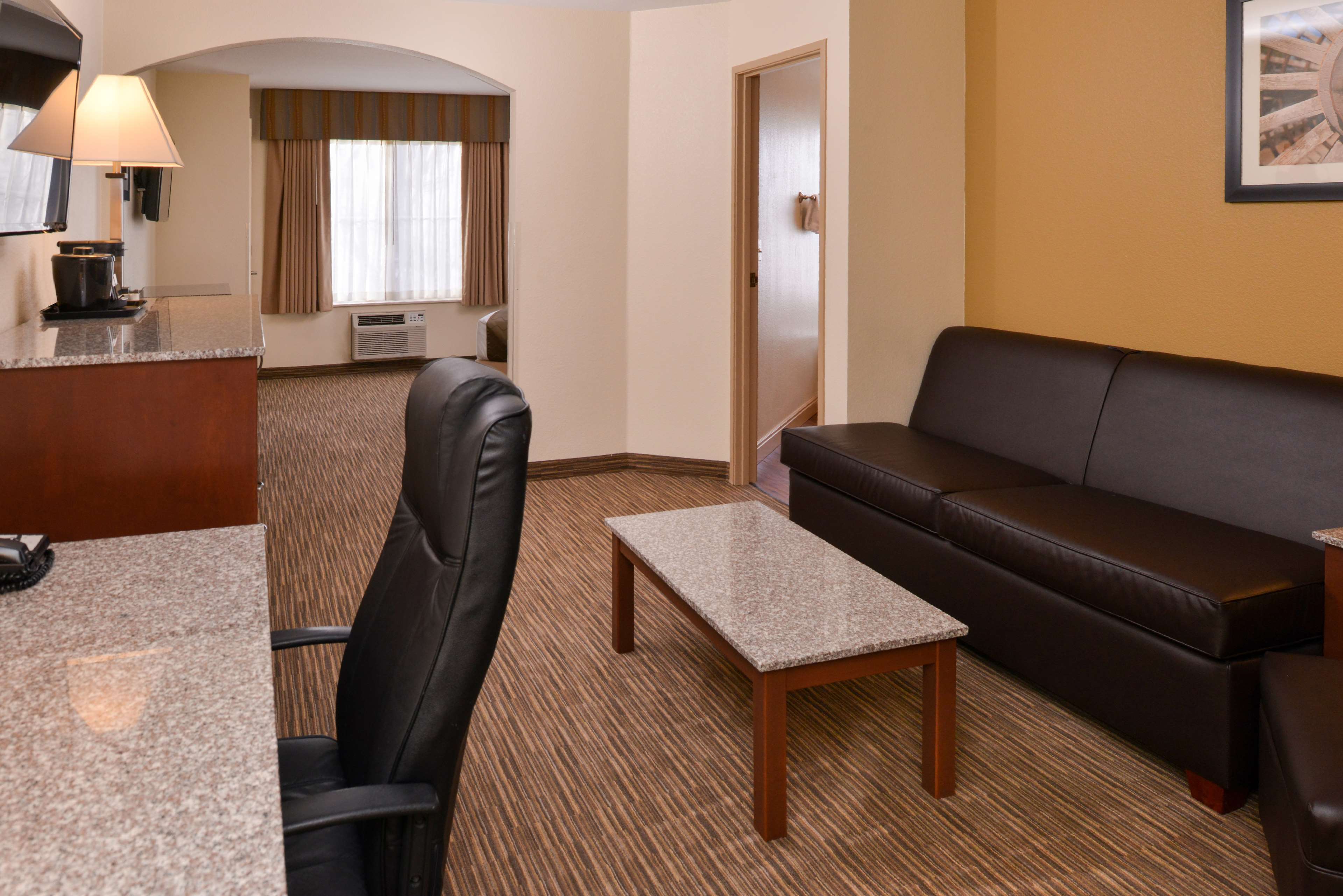 Best Western Executive Inn & Suites Photo