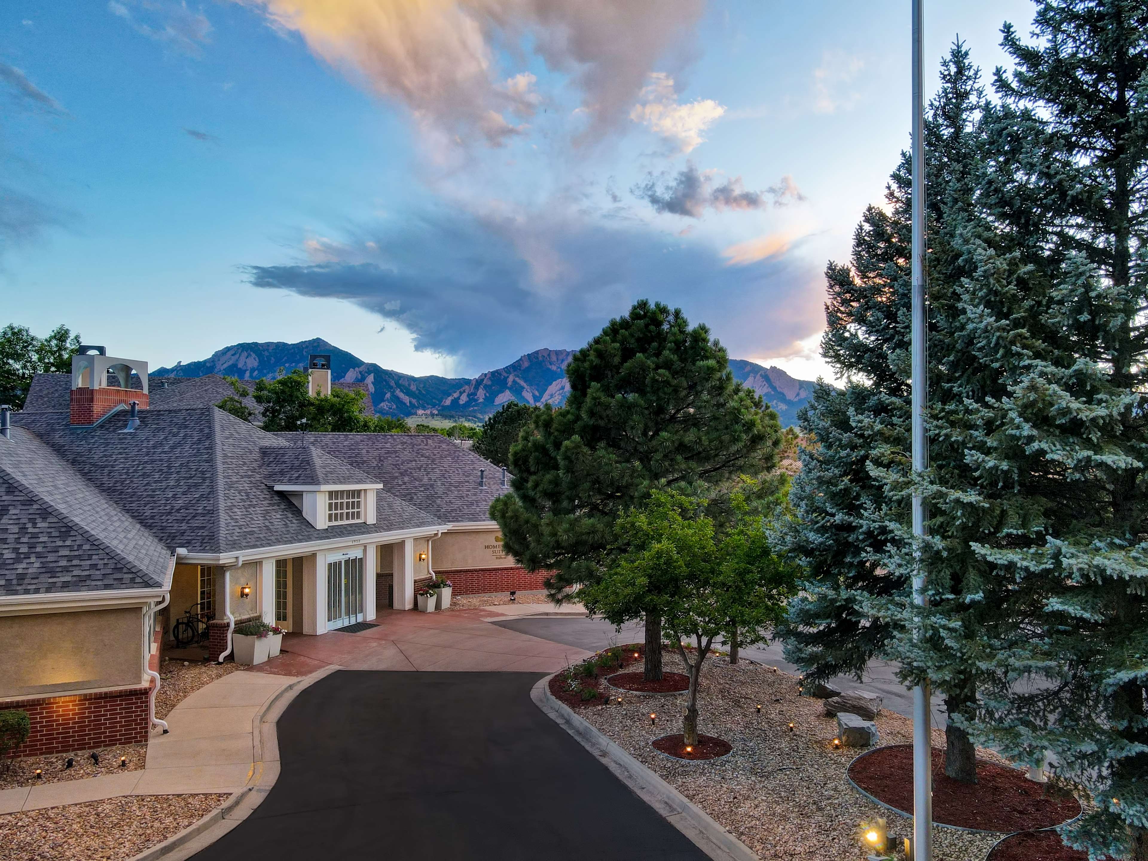 Homewood Suites by Hilton - Boulder Photo