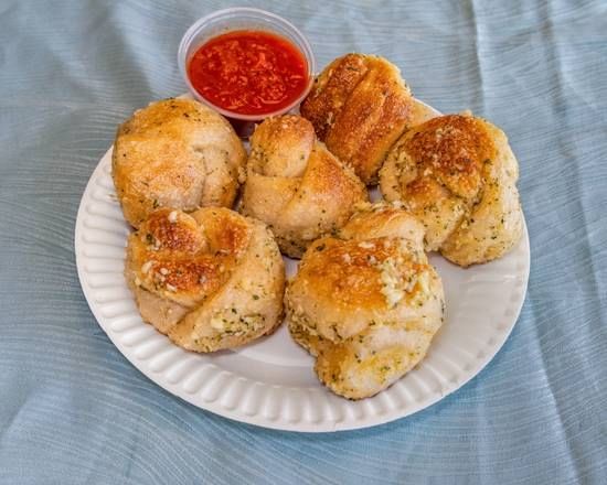 1 Garlic Knot