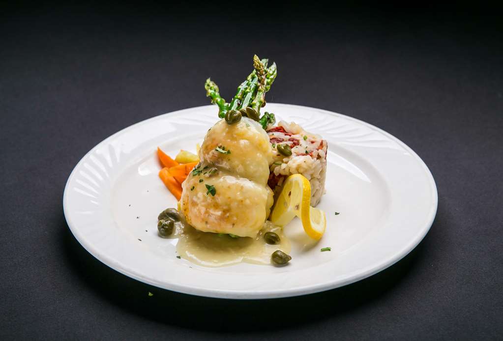 DoubleTree by Hilton Hotel Chicago - Alsip Image