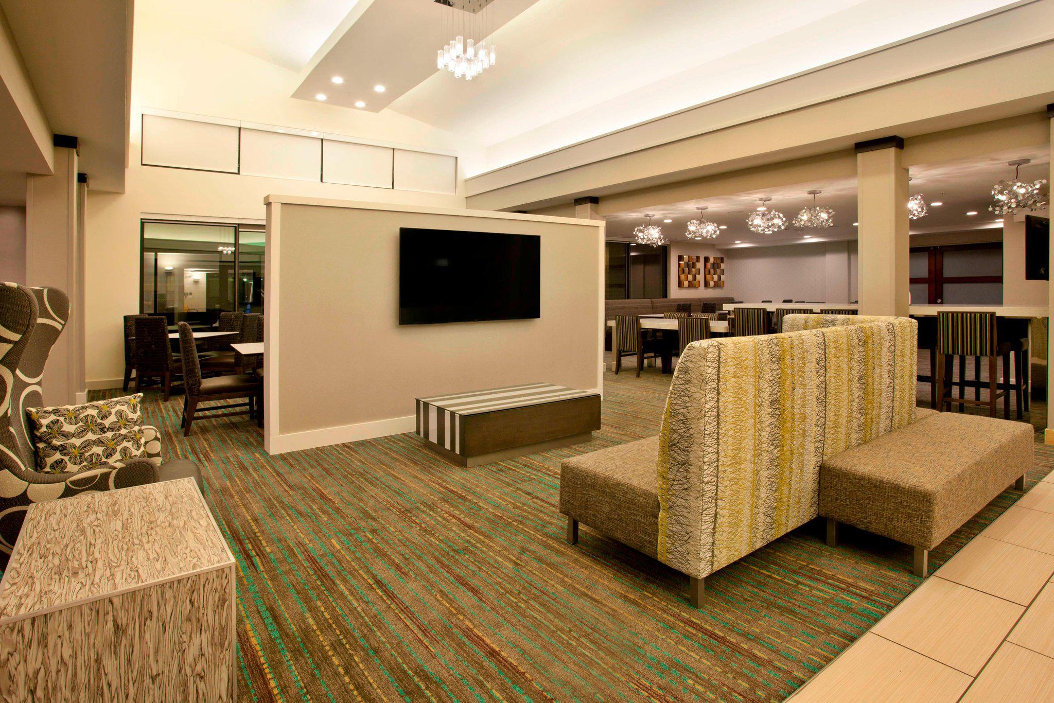 Residence Inn by Marriott Portland Airport at Cascade Station Photo