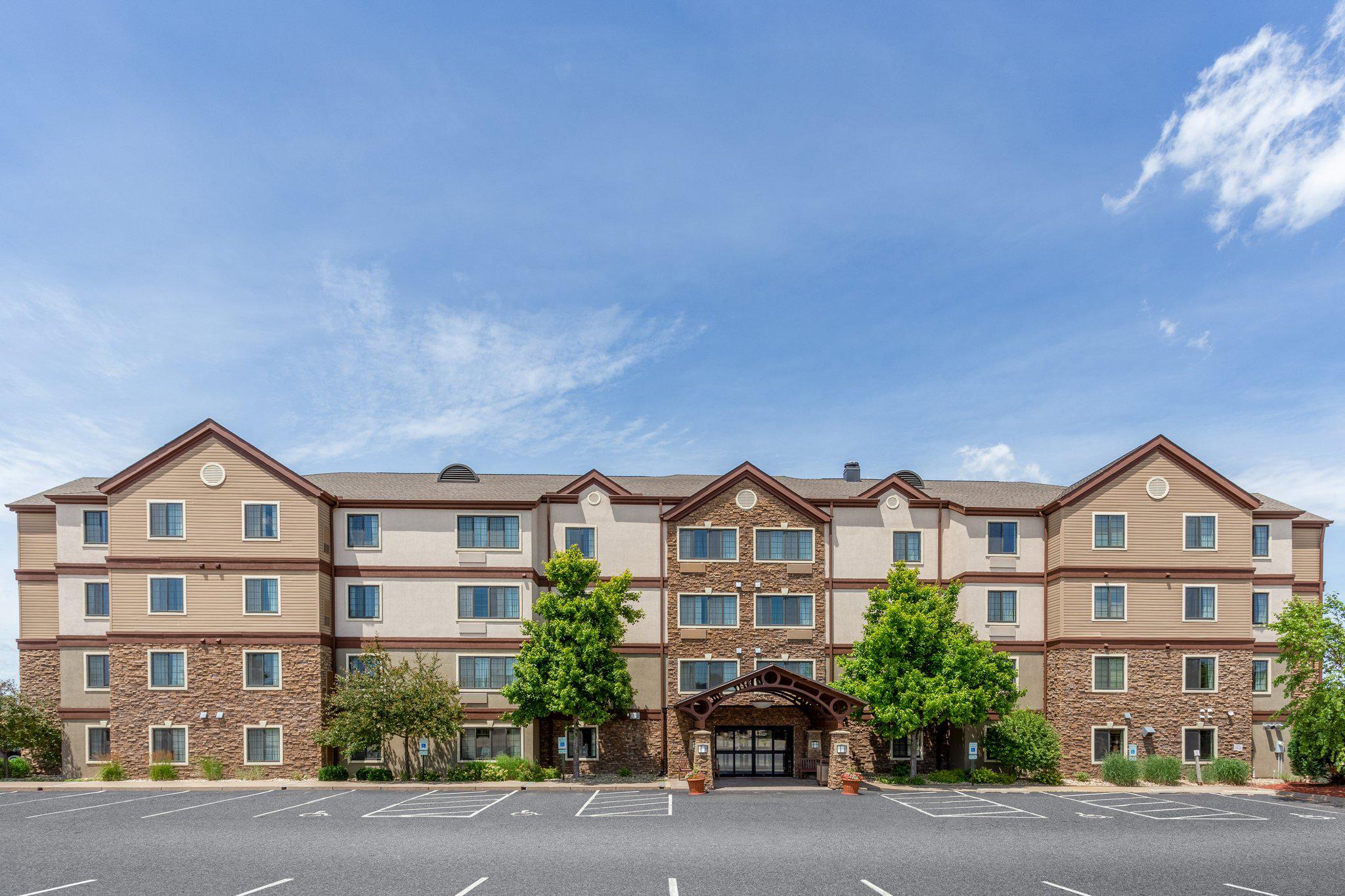 Staybridge Suites Davenport Photo