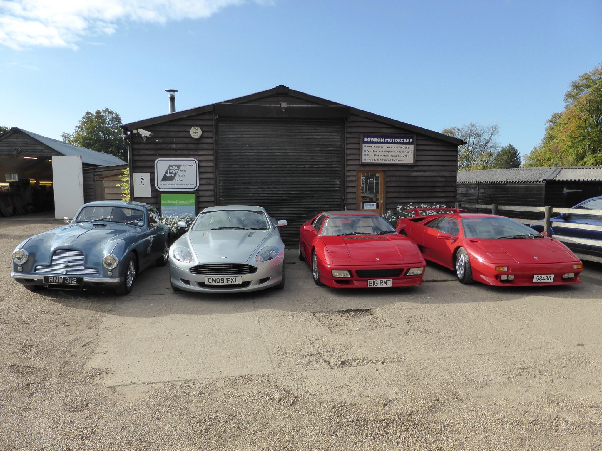 Bowron Motorcare Car Body Repairers in Hemel Hempstead HP3 0PQ