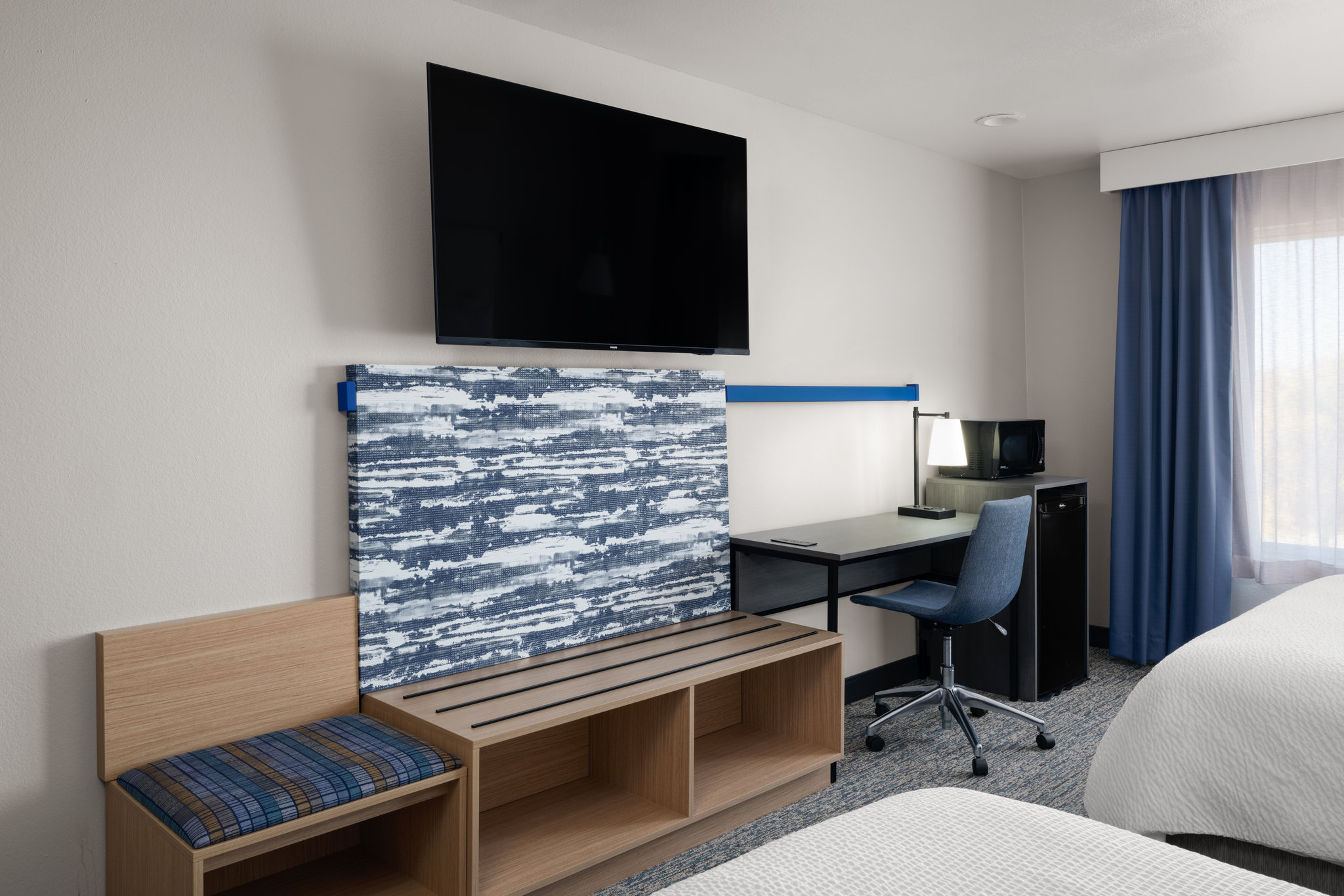 Garner Hotel Brookings by IHG Image