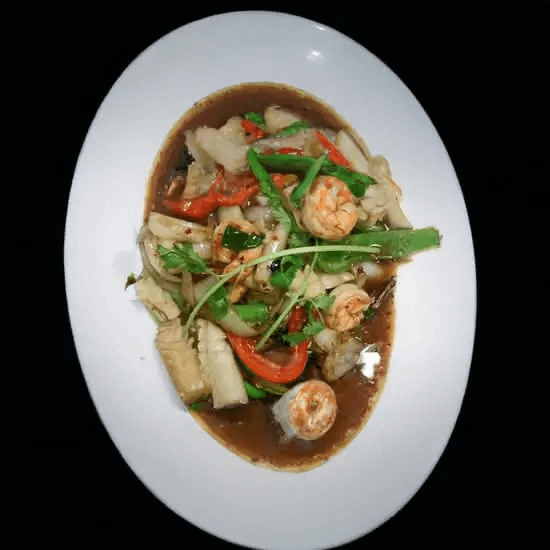 109. Squid & Shrimp with Lemongrass / Tôm Mực Xào Sả Ớt