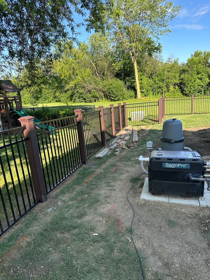 Top Rail Fence Naperville Image