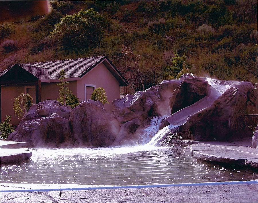 Specialty Contractor LLC Logo