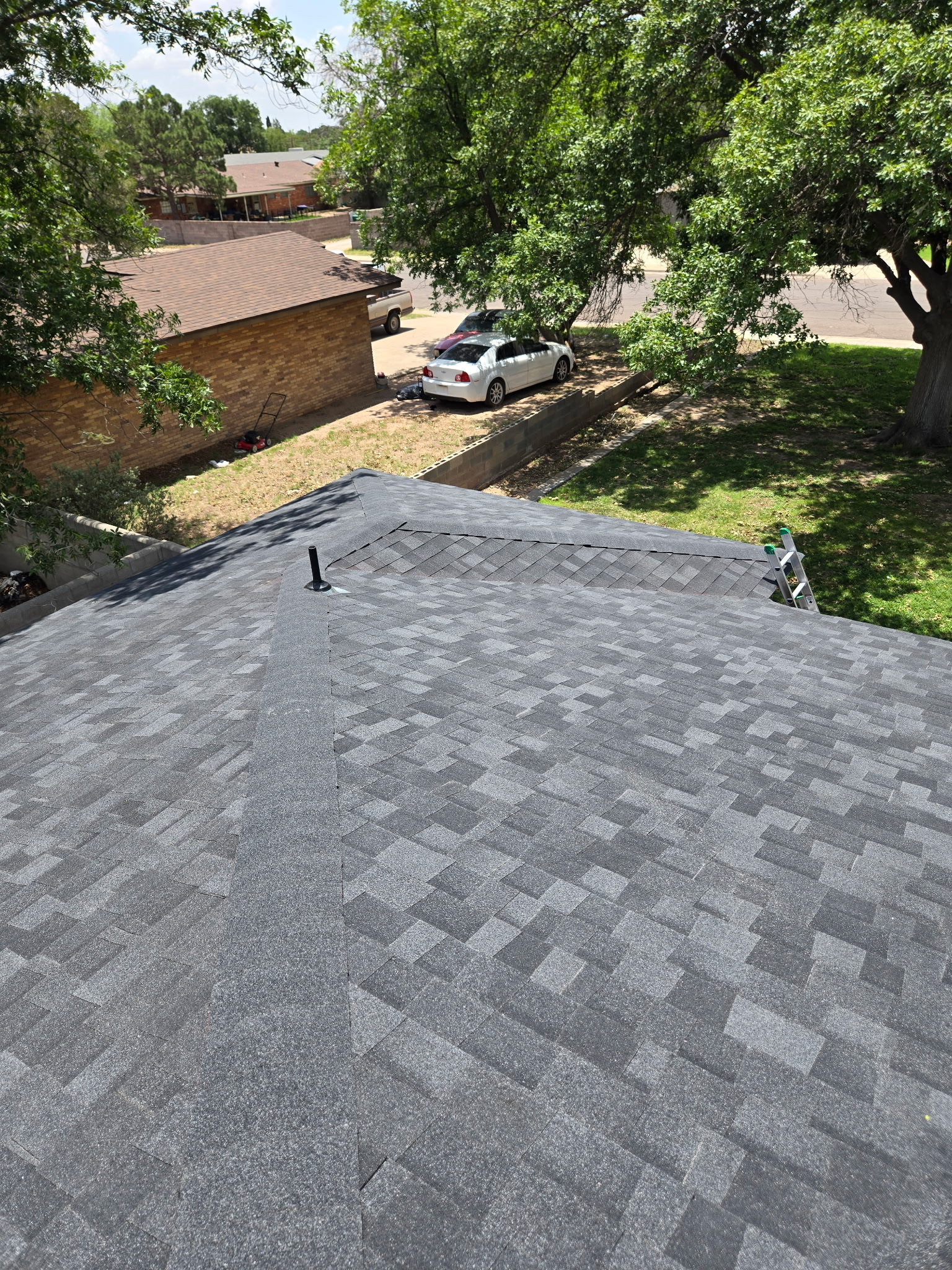 Pro Roofing And Construction LLC Image