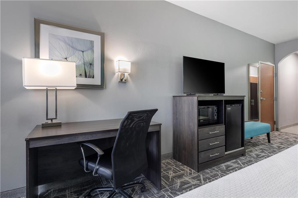 Best Western Executive Inn Image