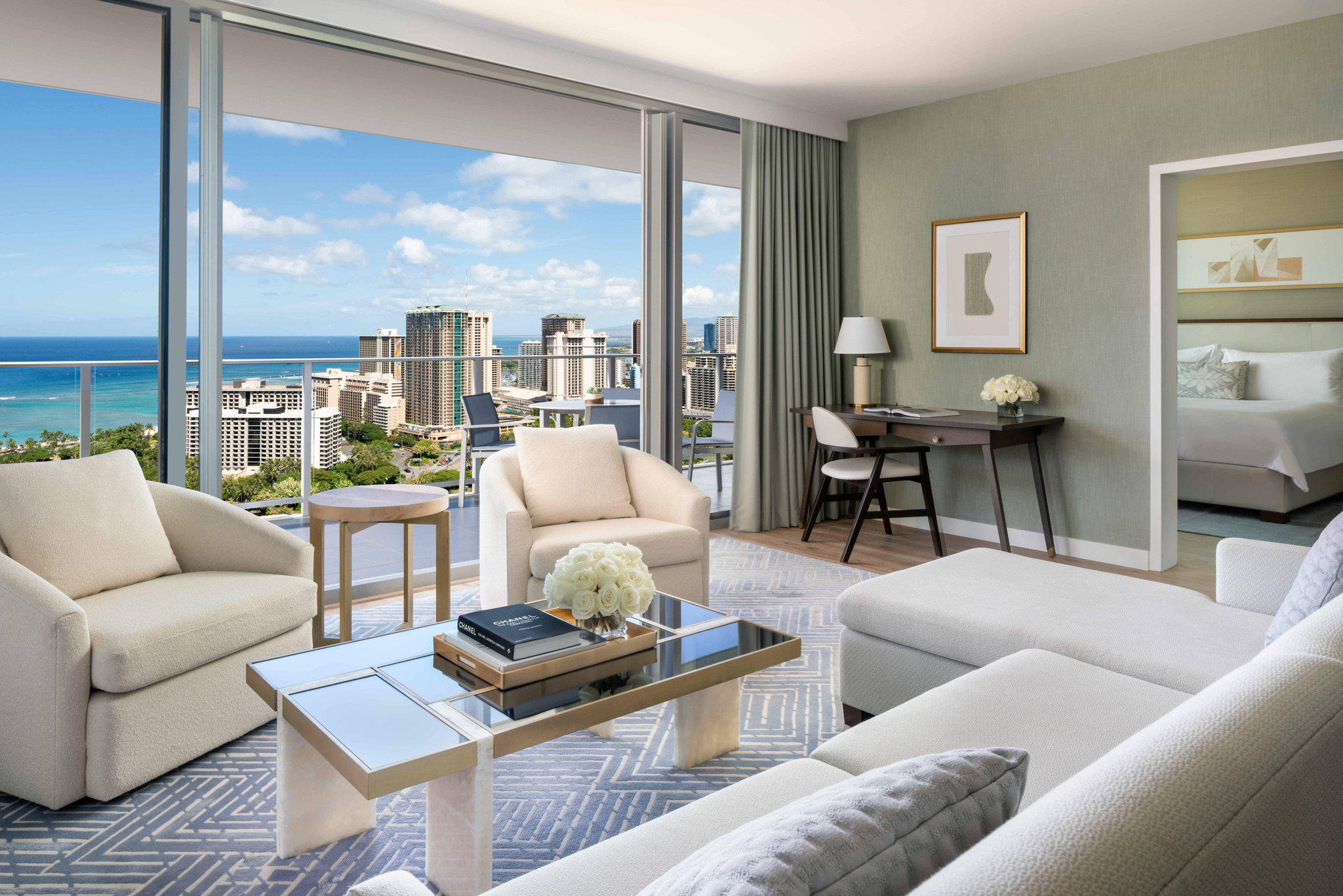 The Ritz-Carlton Residences, Waikiki Beach Photo