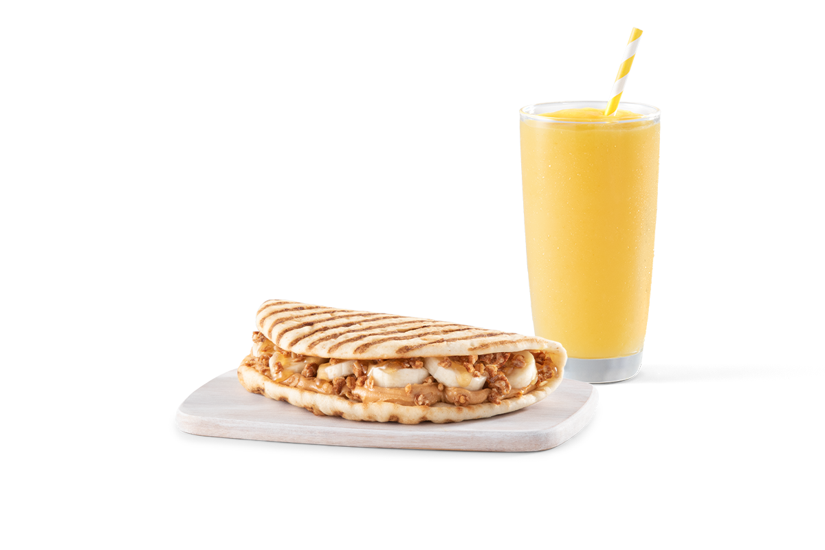 SMOOTHIE AND BREAKFAST