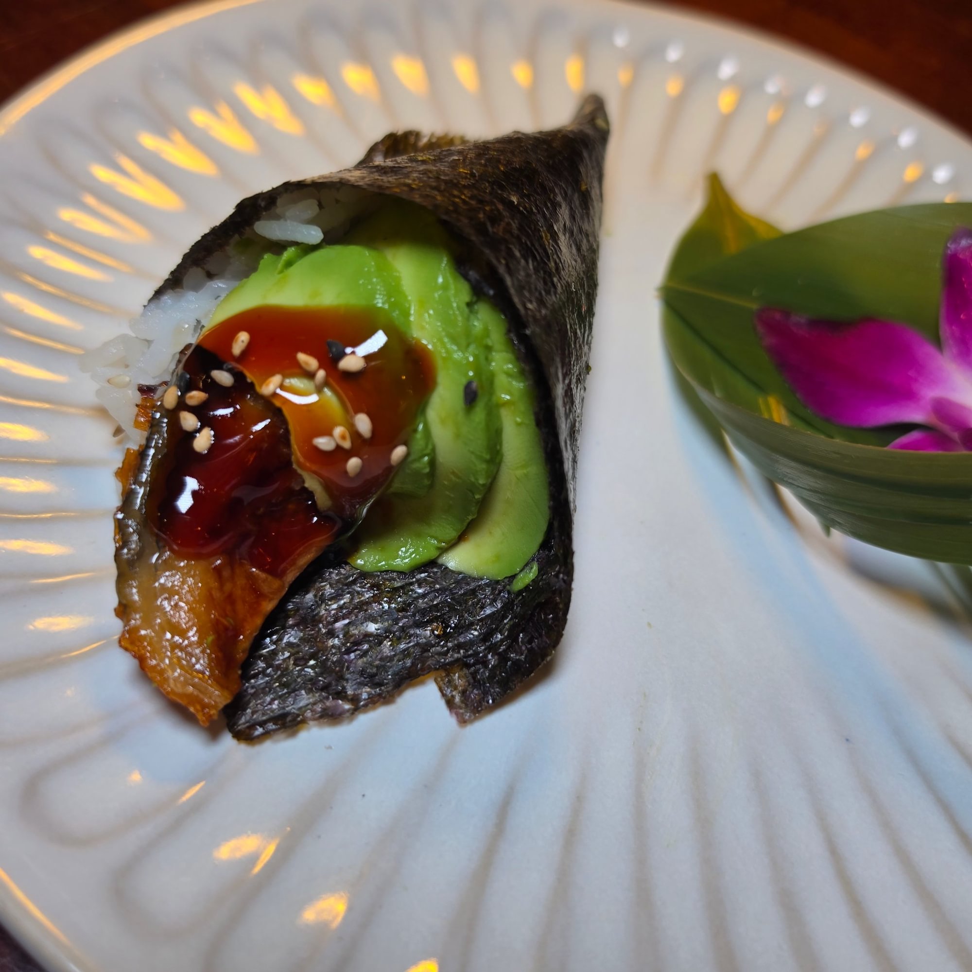 Eel & Avocado Handroll