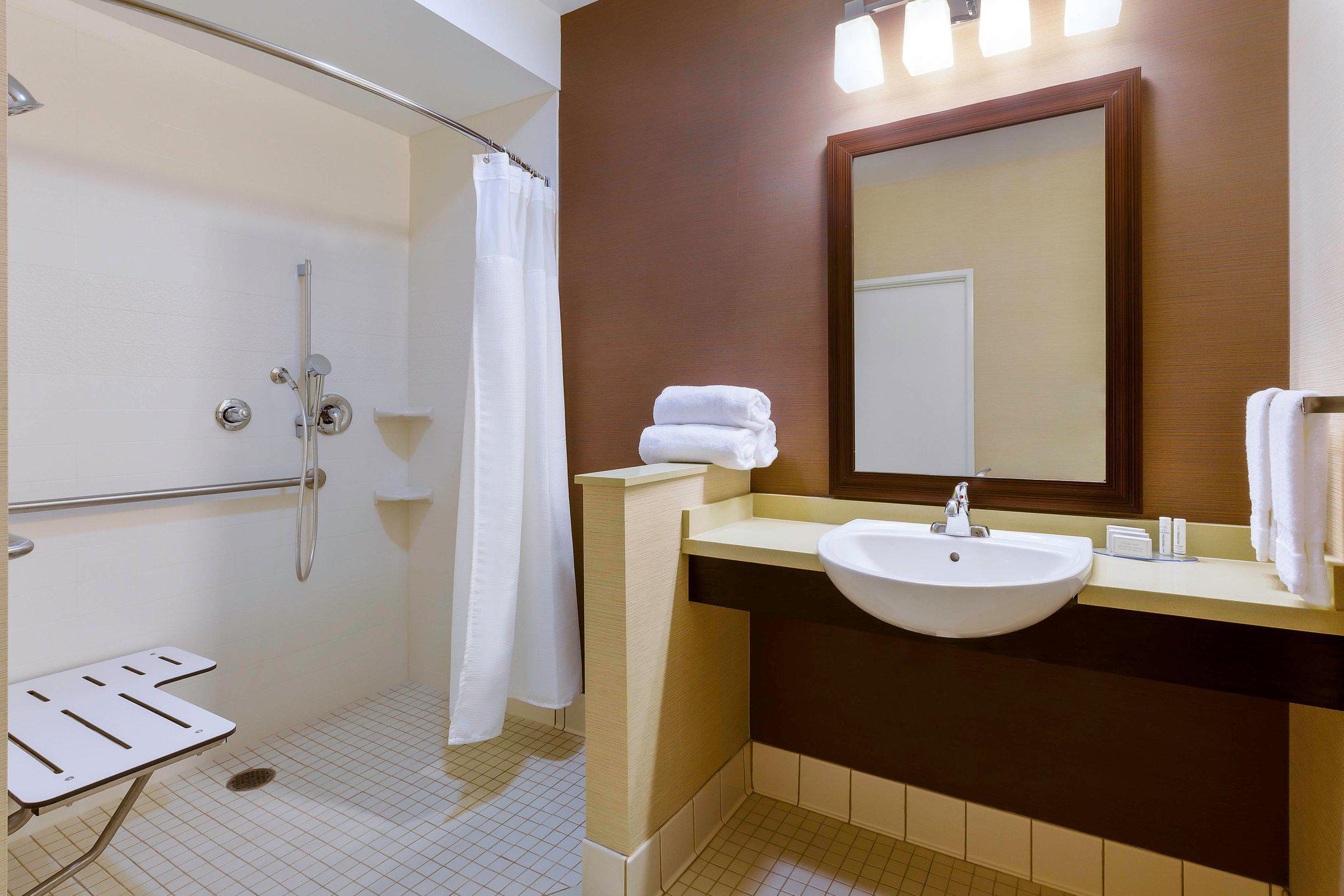 Fairfield Inn & Suites by Marriott Riverside Corona/Norco Photo