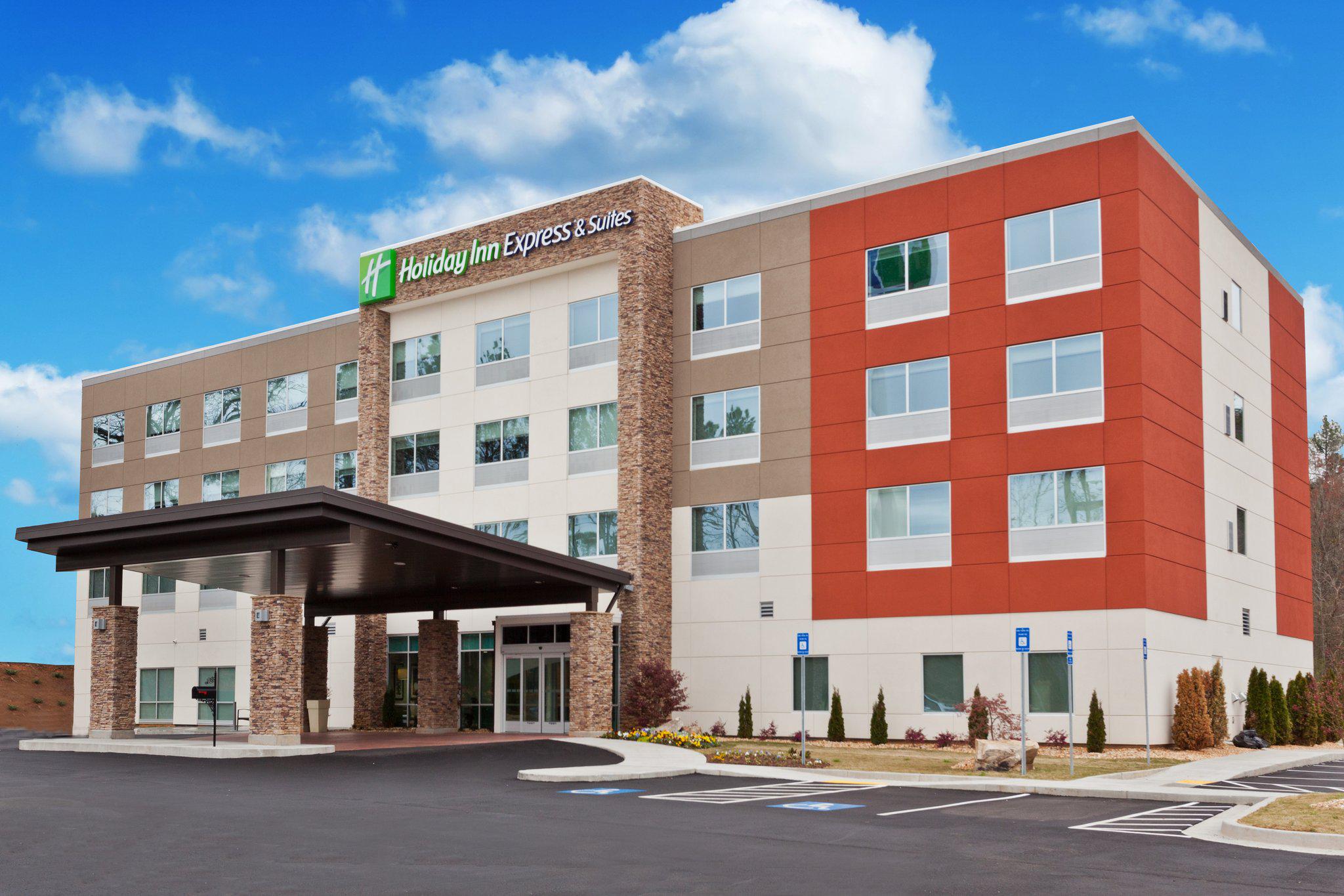 Holiday Inn Express & Suites Cartersville Photo