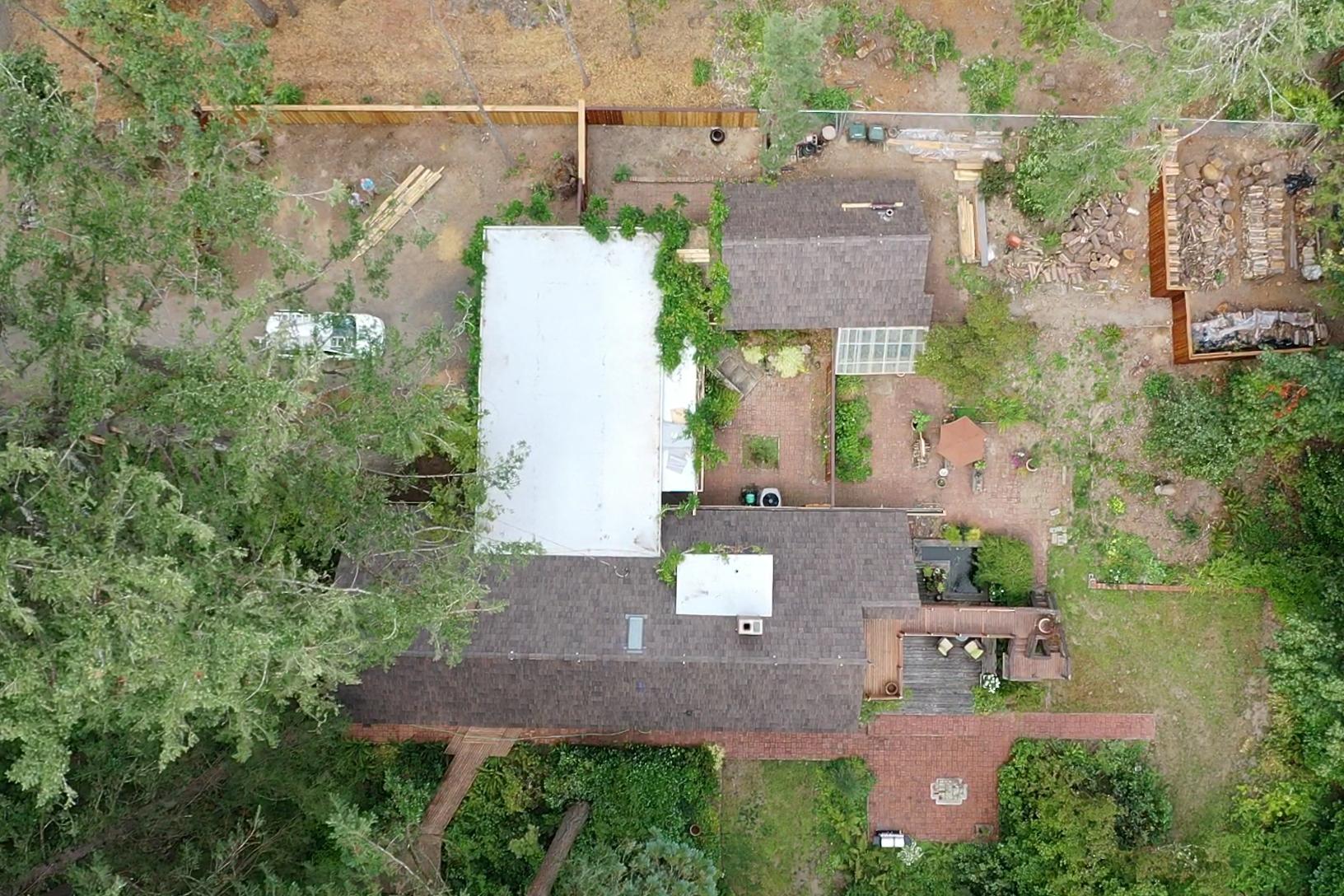 Roof Life Of Oregon Image