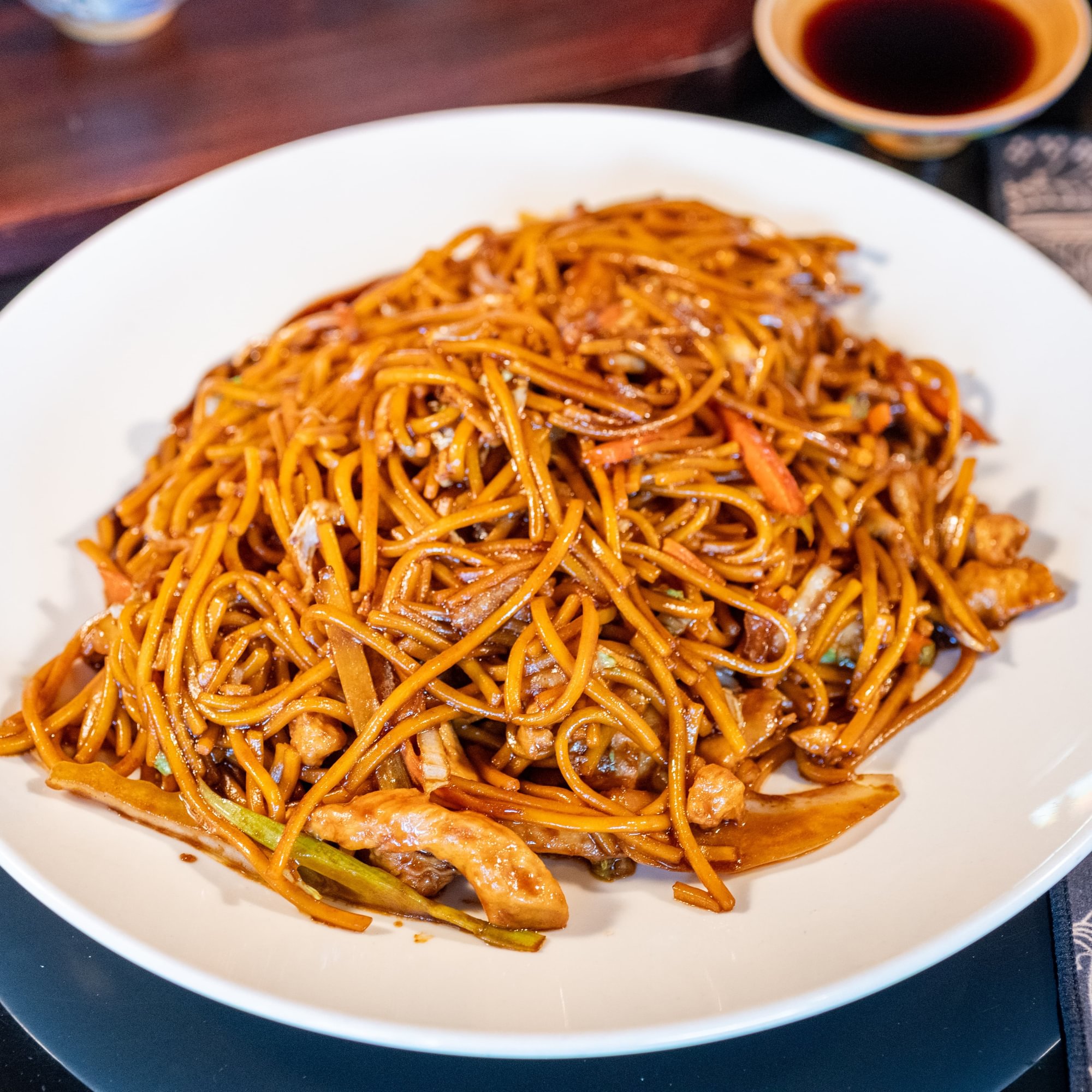 L26. Chicken Lo Mein